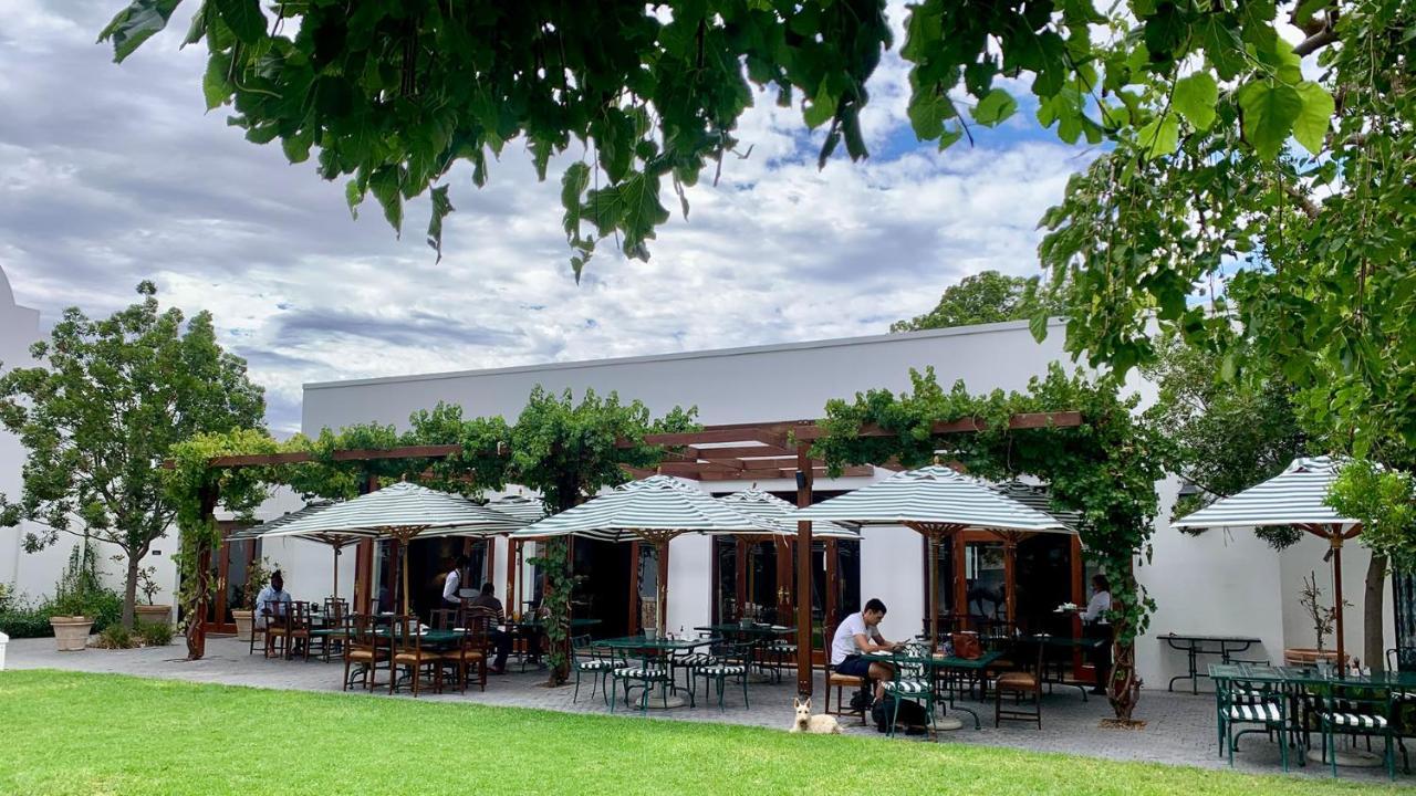 Drostdy Hotel Graaff-Reinet Eksteriør bilde The café at the National Gallery, London