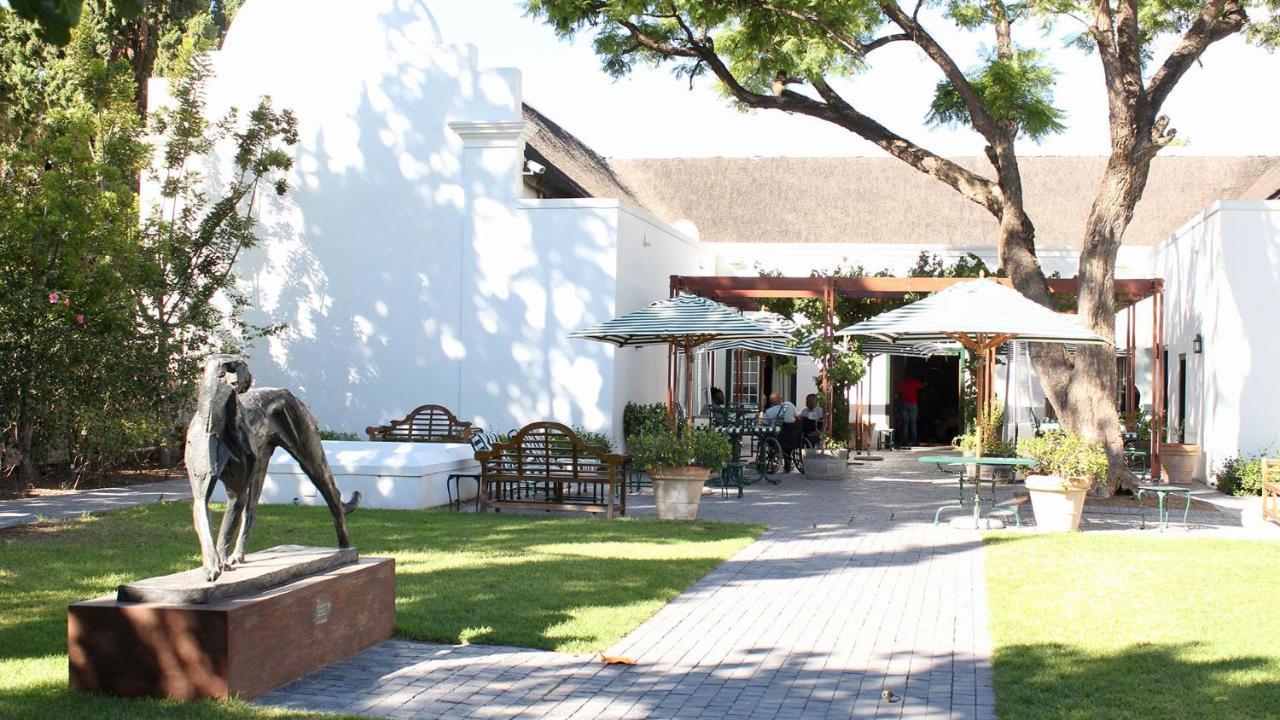 Drostdy Hotel Graaff-Reinet Eksteriør bilde The restaurant at the Stellenbosch University Faculty of Art