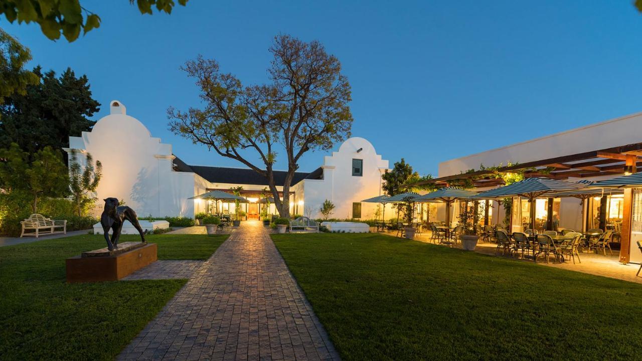Drostdy Hotel Graaff-Reinet Eksteriør bilde The restaurant at the Stellenbosch University campus