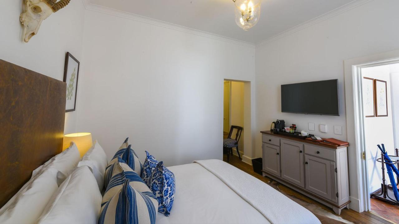 Drostdy Hotel Graaff-Reinet Eksteriør bilde A room at the hotel