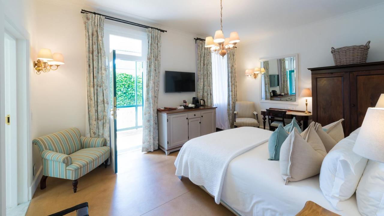 Drostdy Hotel Graaff-Reinet Eksteriør bilde A room at the Cape Heritage