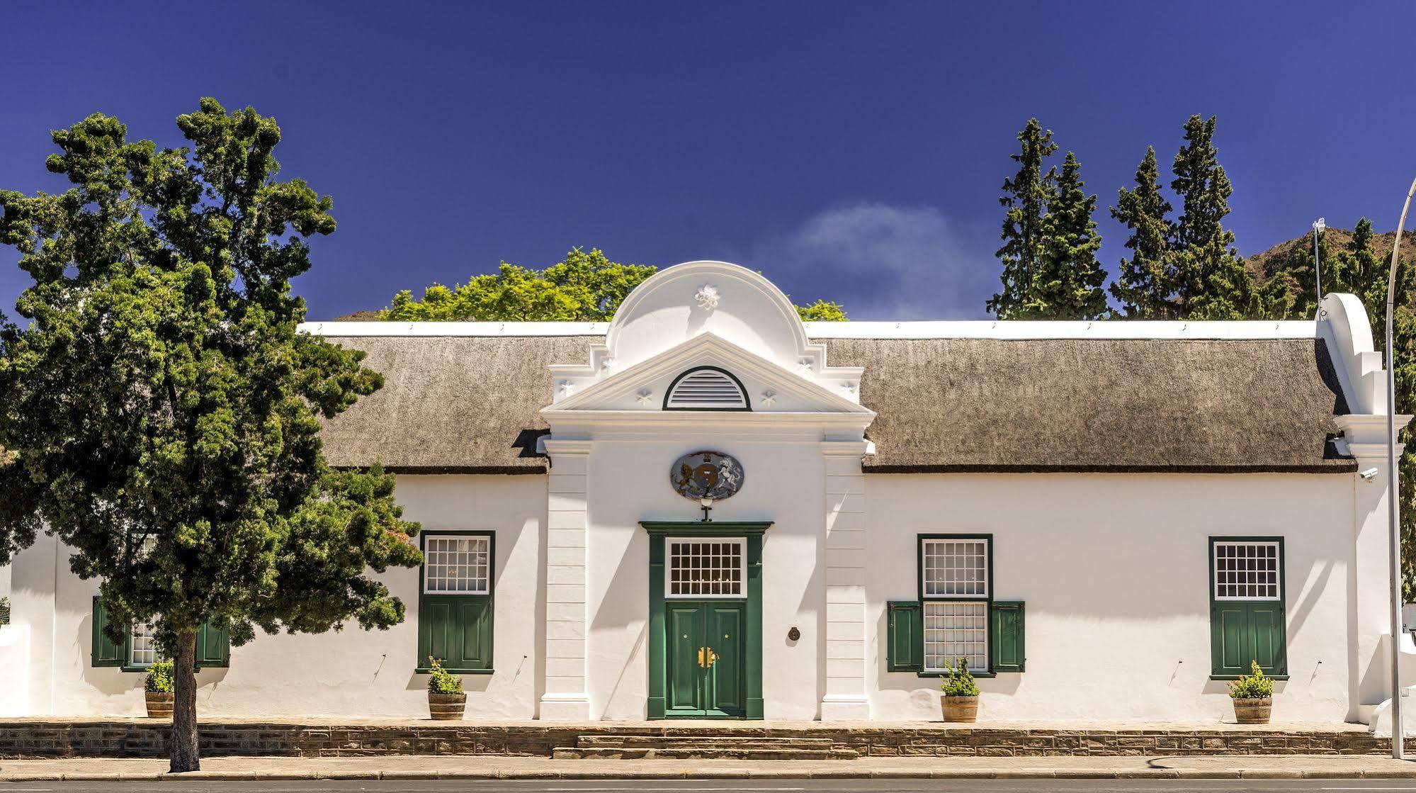 Drostdy Hotel Graaff-Reinet Eksteriør bilde The Old House Museum